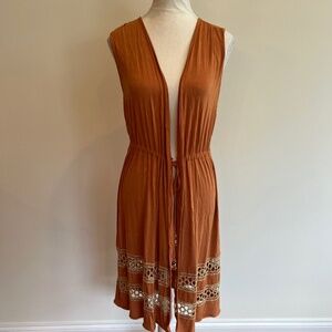 POL Burnt Orange Mineral Washed‎ Duster Tie Front Crochet Cream Size Small EUC